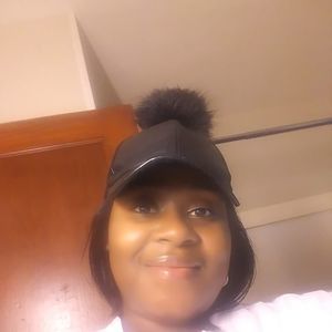 Meet your Posher, Resha